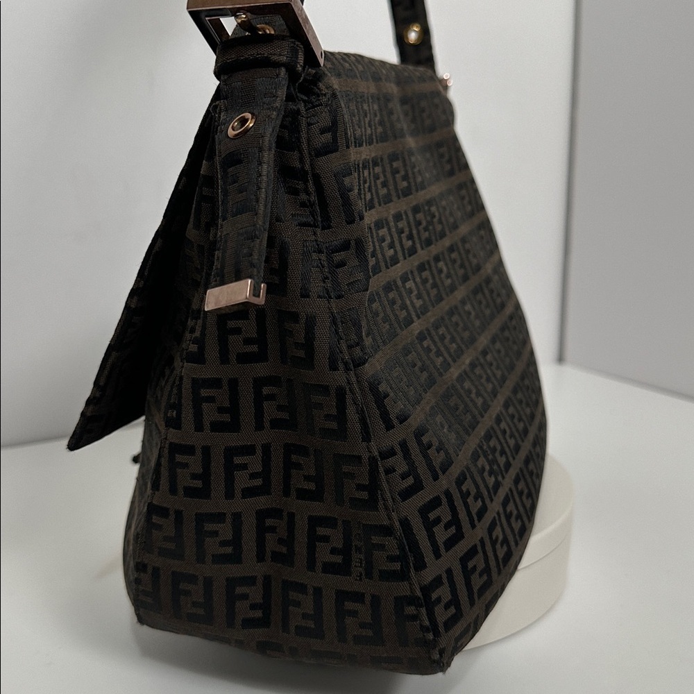 💯Authentic Fendi Mamma Baguette Bag🍀 - Picture 11 of 17